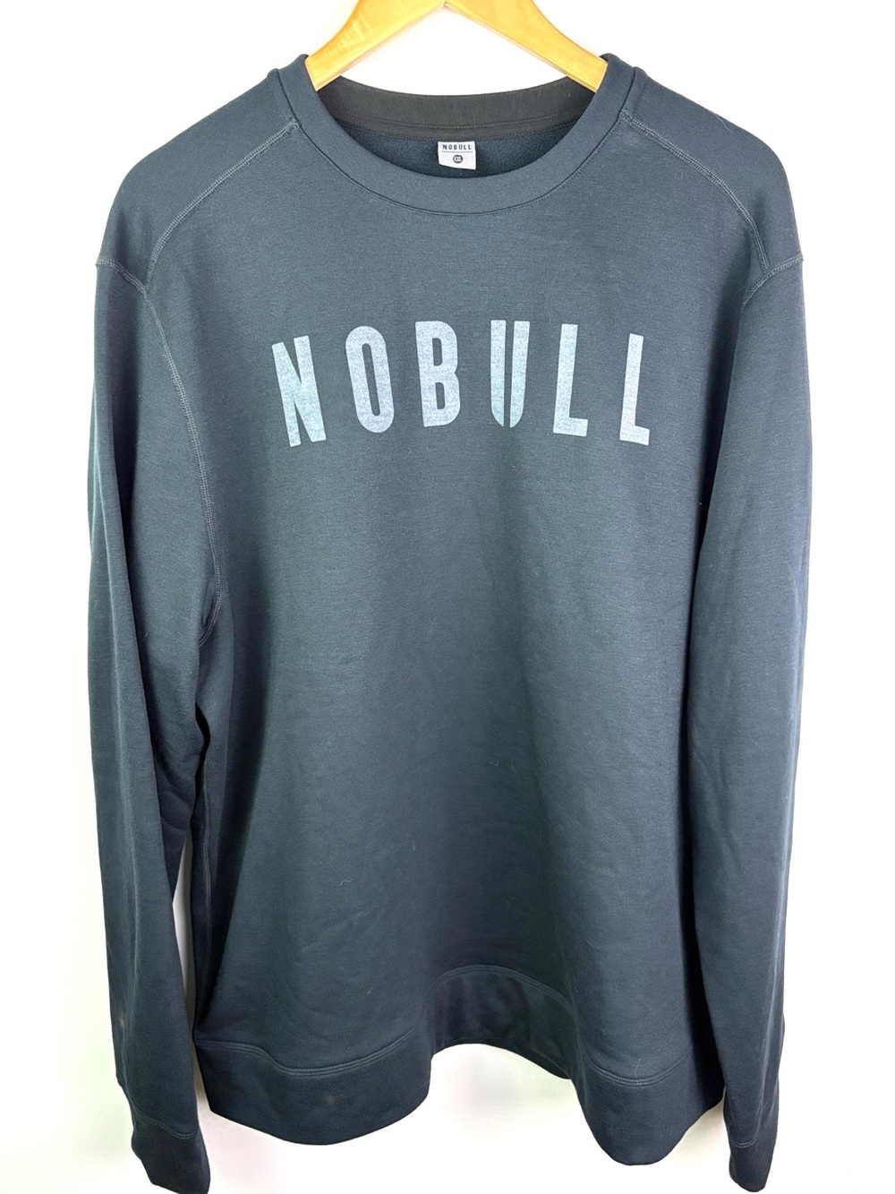 NOBULL black Crewneck Sweatshirt with Light Logo size XXL